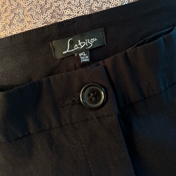 3/for $15 🍒 LABIJOU Classic Black Straight Leg Stretchy Work Slacks 🖤 (Size 8) - Picture 6 of 11